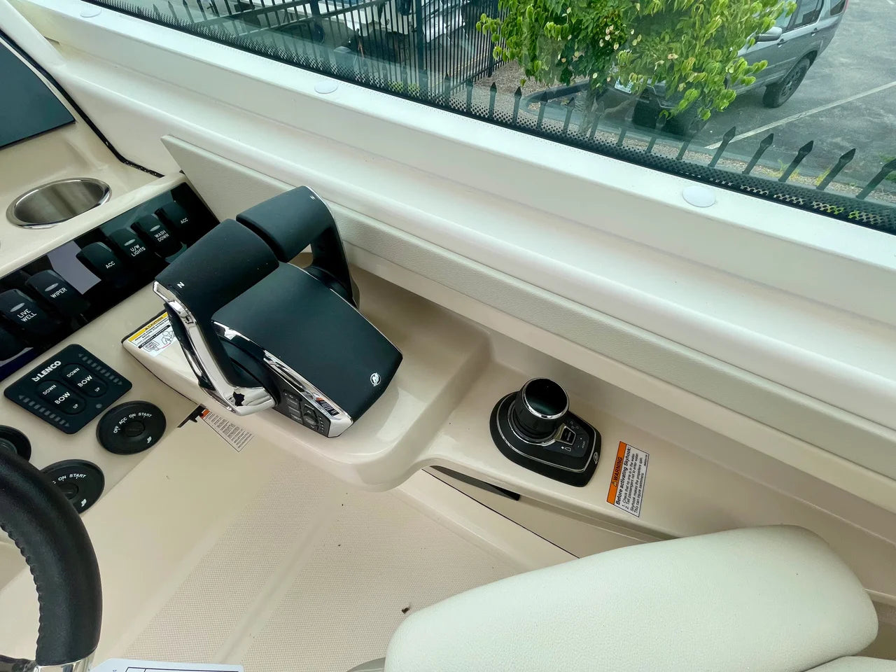 2027 Boston Whaler 280 Vantage 27.0 feet, Danvers, Massachusetts #24