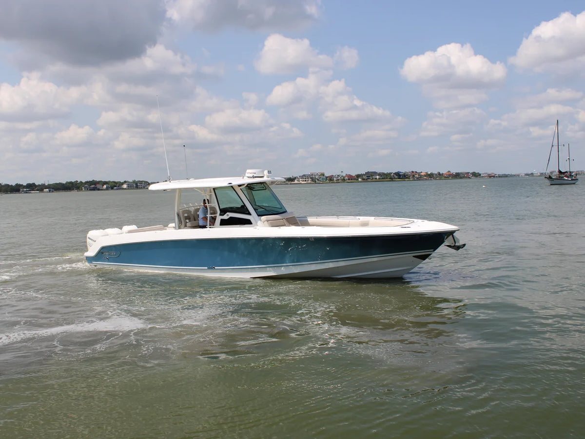 2018 Boston Whaler 380 OUTRAGE 38.0 feet, Seabrook, TX #19