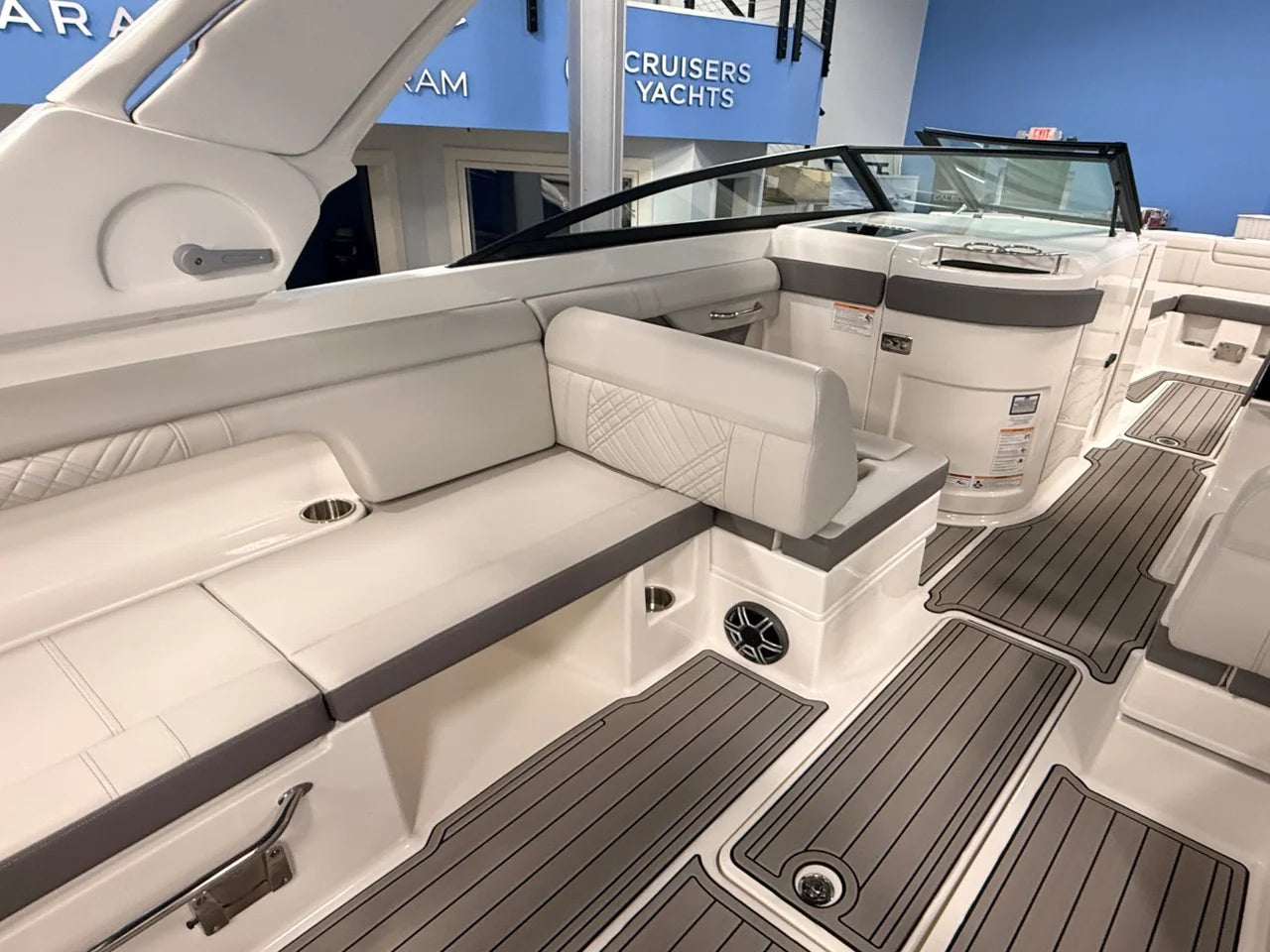 2026 Sea Ray SDX 290 Outboard 29.0 feet, Clearwater, Florida #14