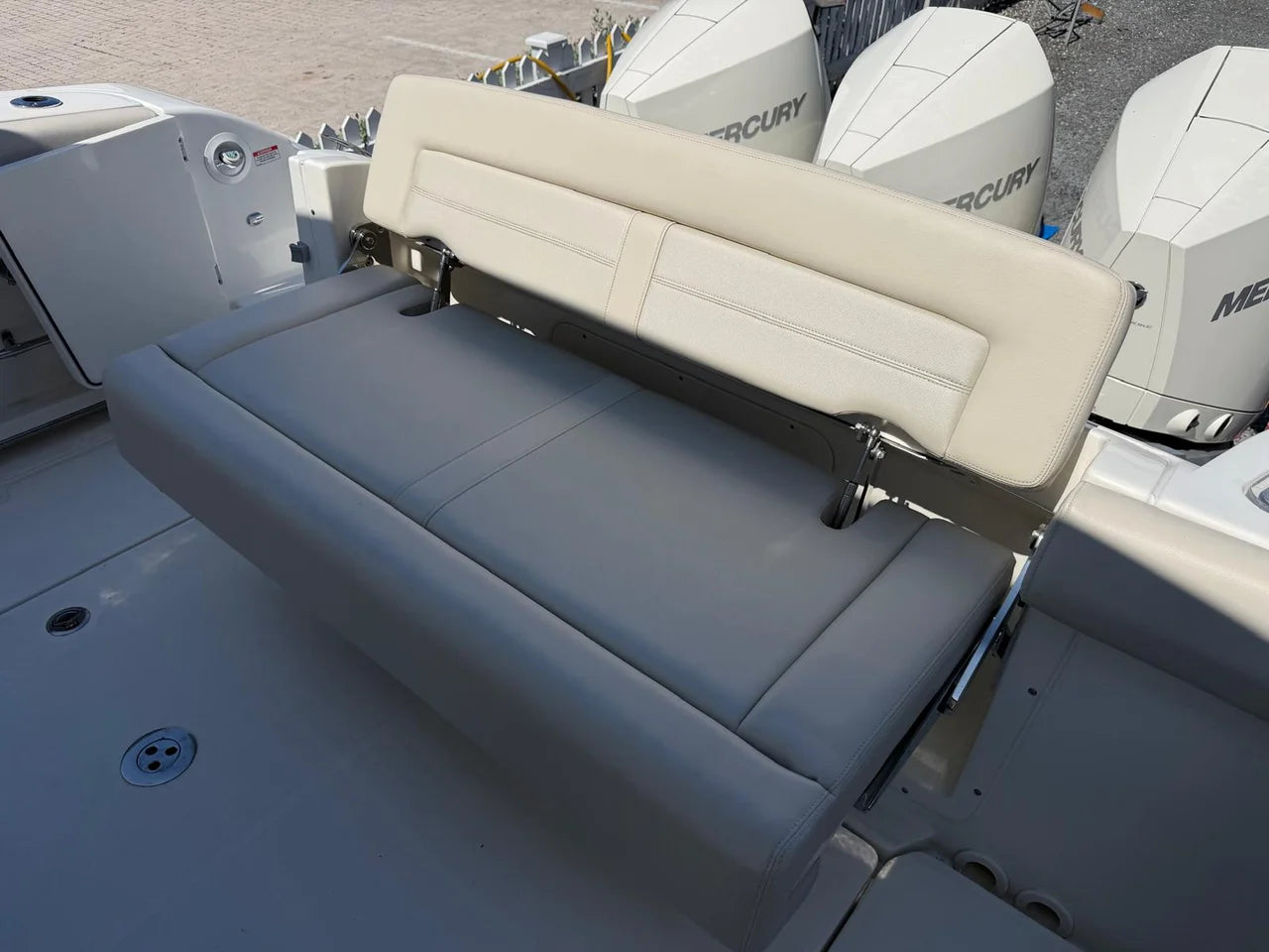 2022 Boston Whaler 350 REALM 35.0 feet, Key Largo, FL #52