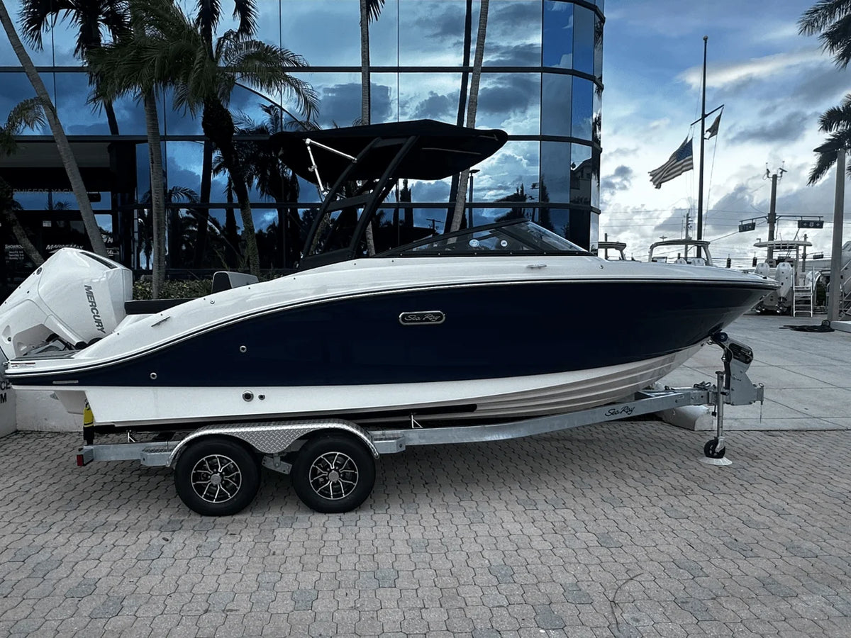 2026 Sea Ray SPX 210 Outboard 21.0 feet, Pompano Beach, Florida #3