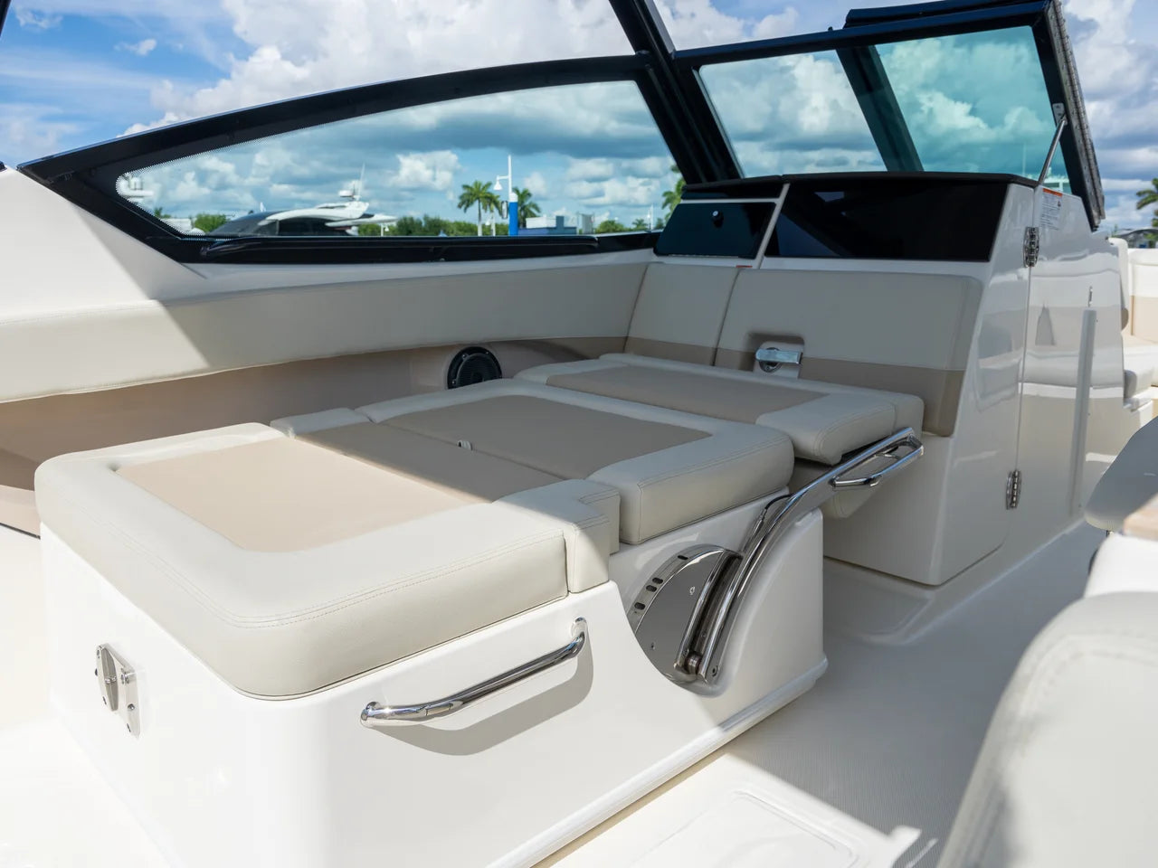 2027 Boston Whaler 280 Vantage 28.0 feet, Fort Myers, FL #11