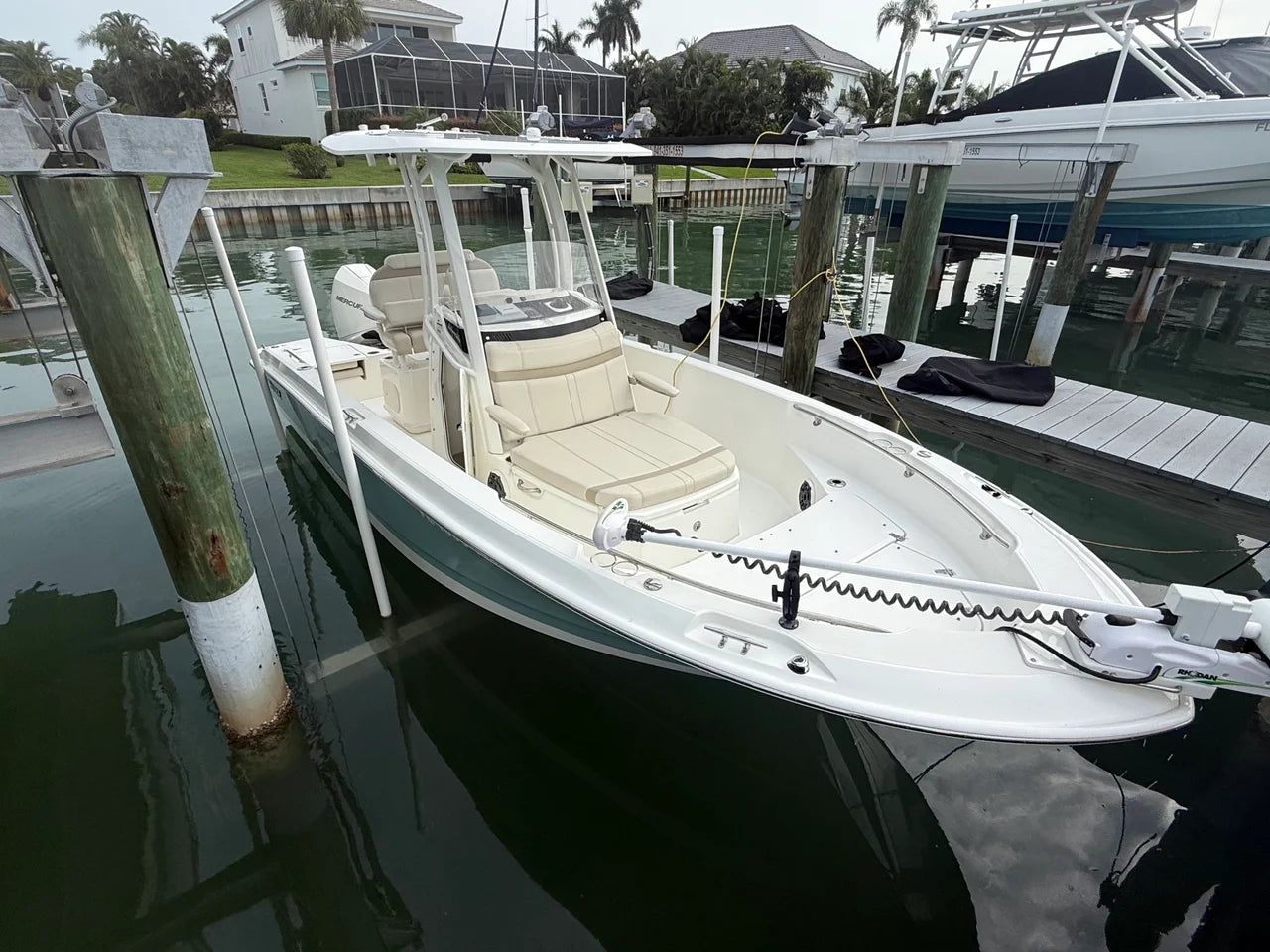 2024 Boston Whaler 22 DAUNTLESS 22.0 feet, Sarasota, FL #18