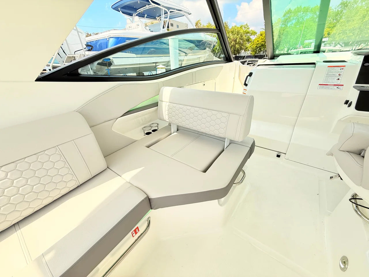 2026 Sea Ray Sundancer 320 Outboard 32.0 feet, St Petersburg, FL #43