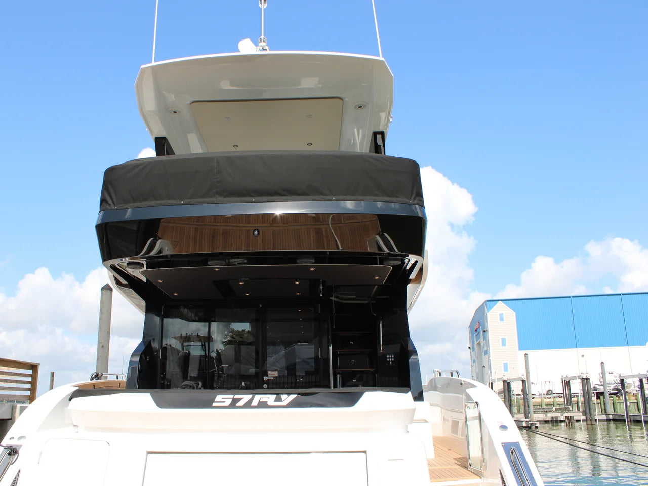 2027 Cruisers Yachts 57 FLY 57.0 feet, Seabrook, TX #3