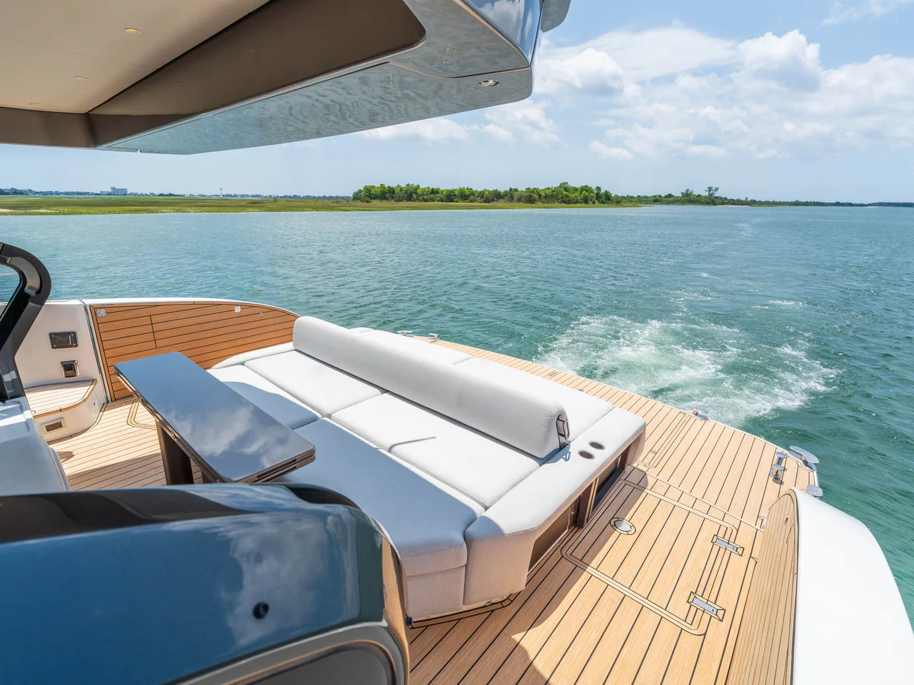 2025 Azimut Seadeck 6 60.0 feet, Wrightsville Beach, North Carolina #12