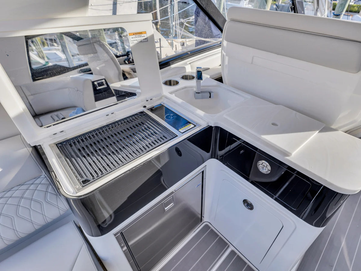 2023 Sea Ray 370 Sundancer 37.0 feet, Palm Beach Gardens, FL #49