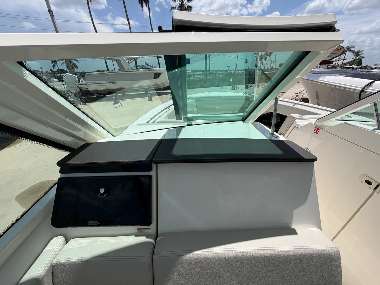 2027 Boston Whaler 280 Vantage 28.0 feet, Stuart, Florida #36