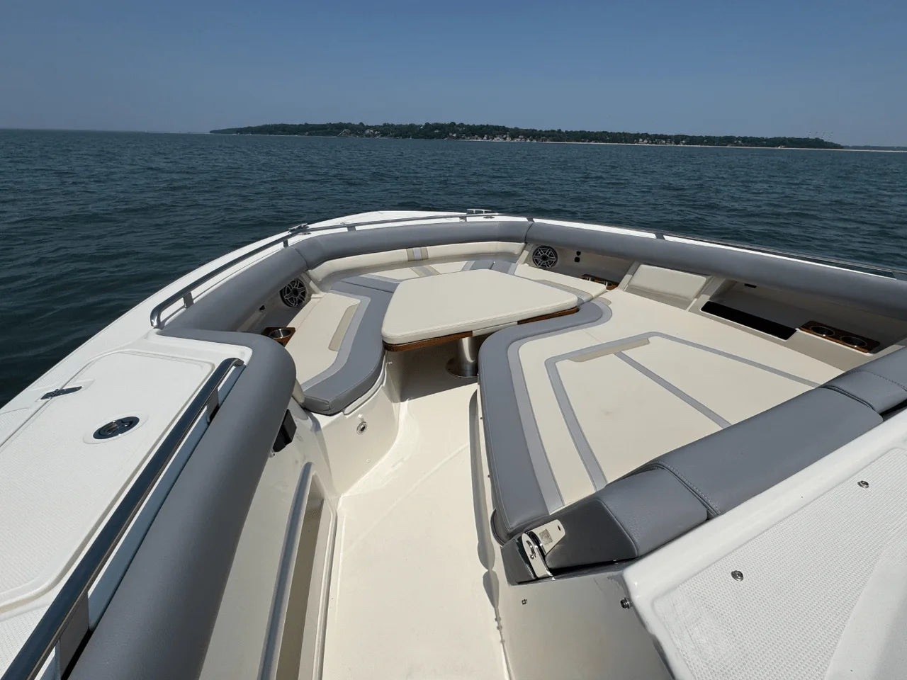 2025 Boston Whaler 380 Realm 38.0 feet, Huntington, NY #86