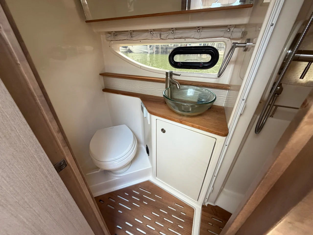 2019 Sea Ray Sundancer 350 Coupe 35.0 feet, Pensacola, Florida #35