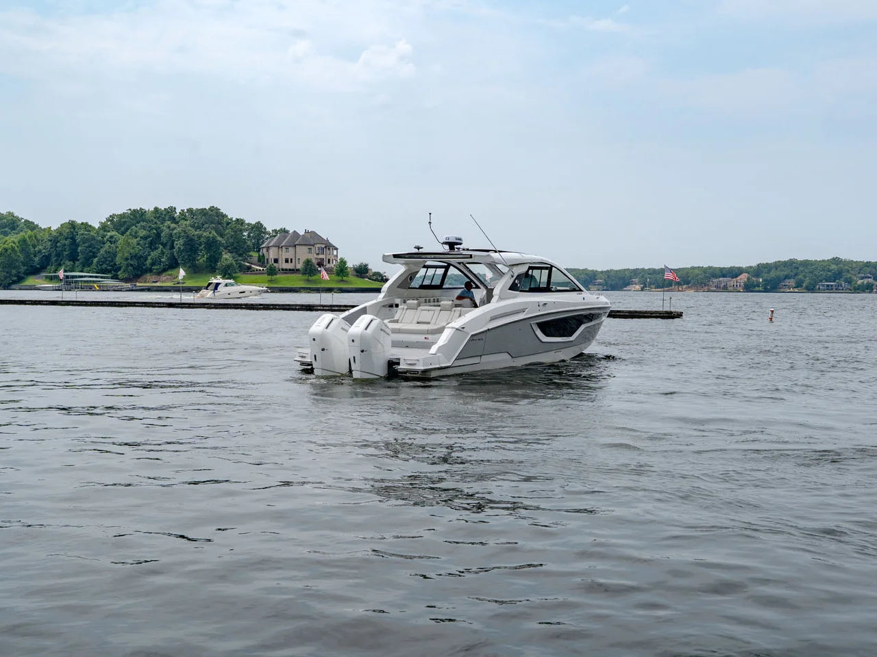 2027 Cruisers Yachts 42 GLS Outboard 42.0 feet, Lake Ozark, MO #8