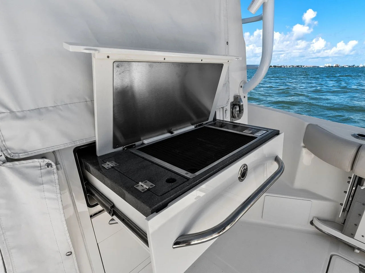 2025 Boston Whaler 405 CONQUEST 41.0 feet, St Petersburg, FL #70