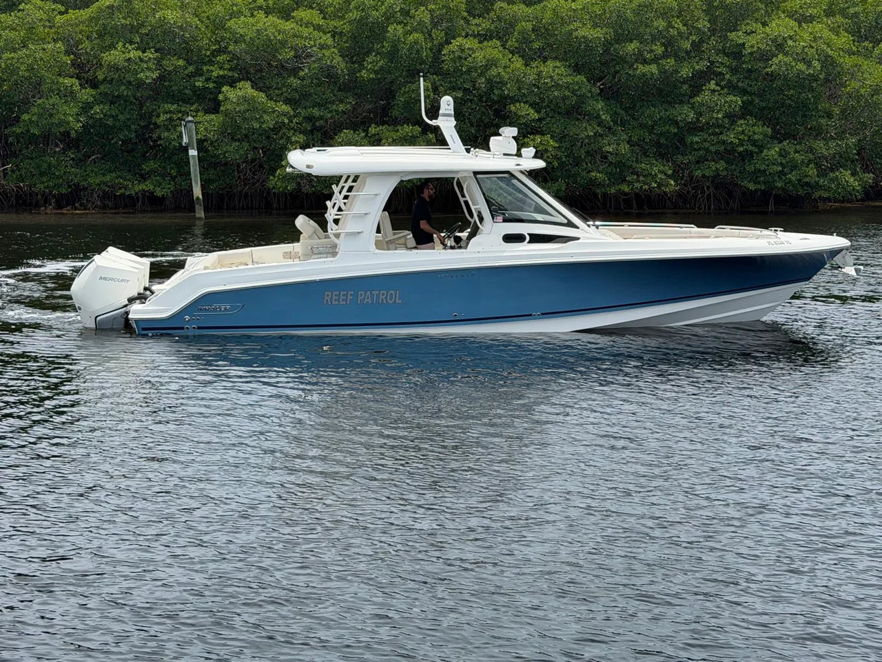 2022 Boston Whaler 350 REALM 35.0 feet, Key Largo, FL #21