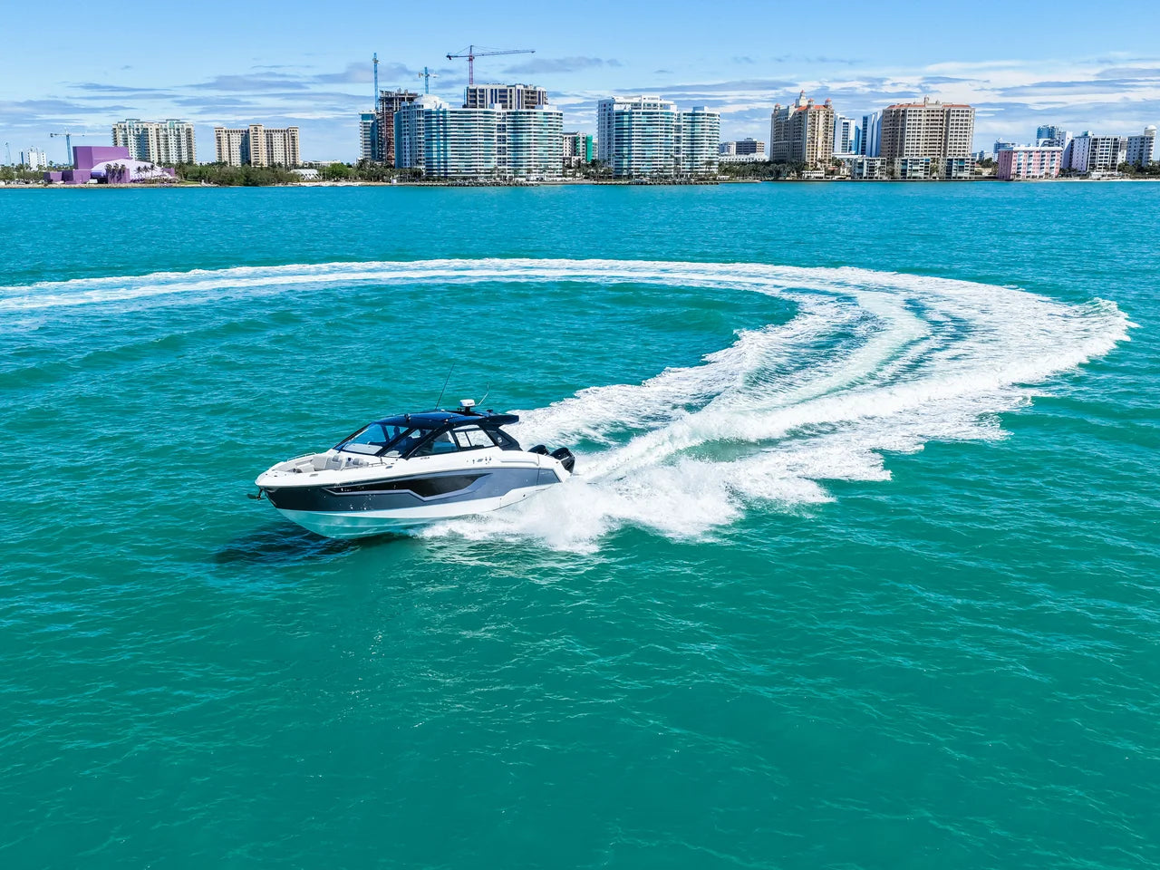 2026 Cruisers Yachts 42 GLS Outboard 42.0 feet, Sarasota, FL #33