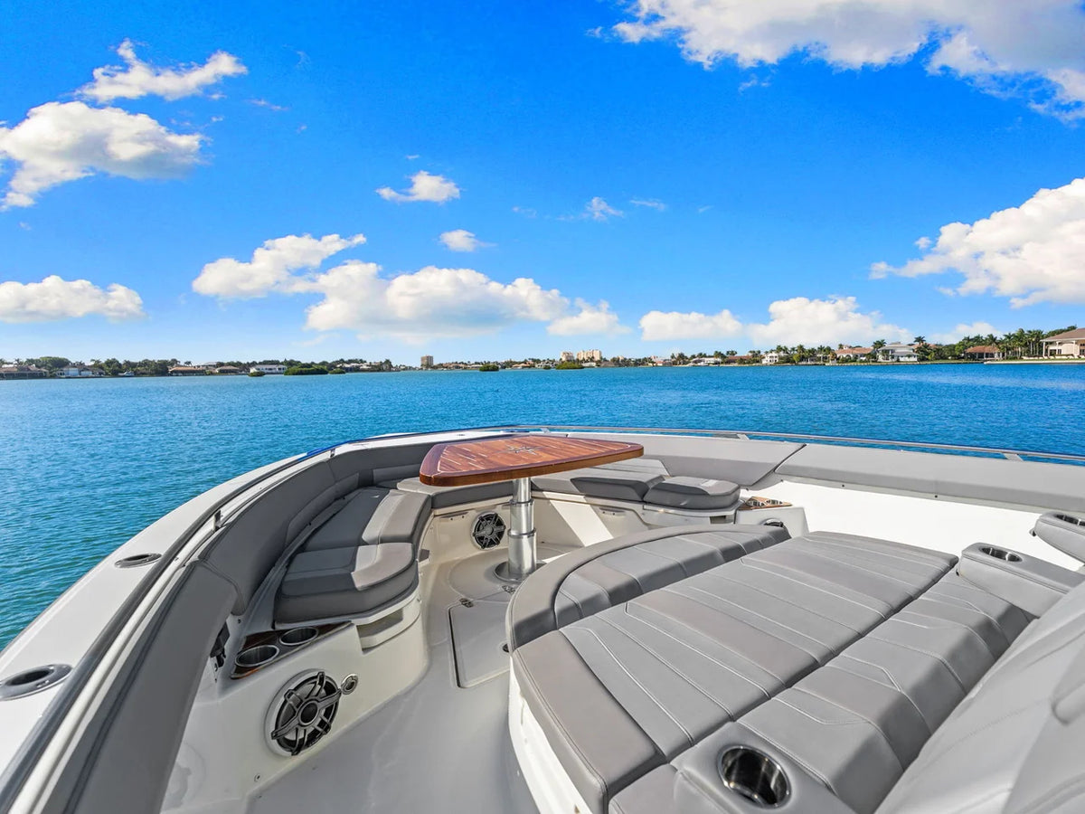2023 Boston Whaler 420 OUTRAGE 42.0 feet, Naples, Florida #19