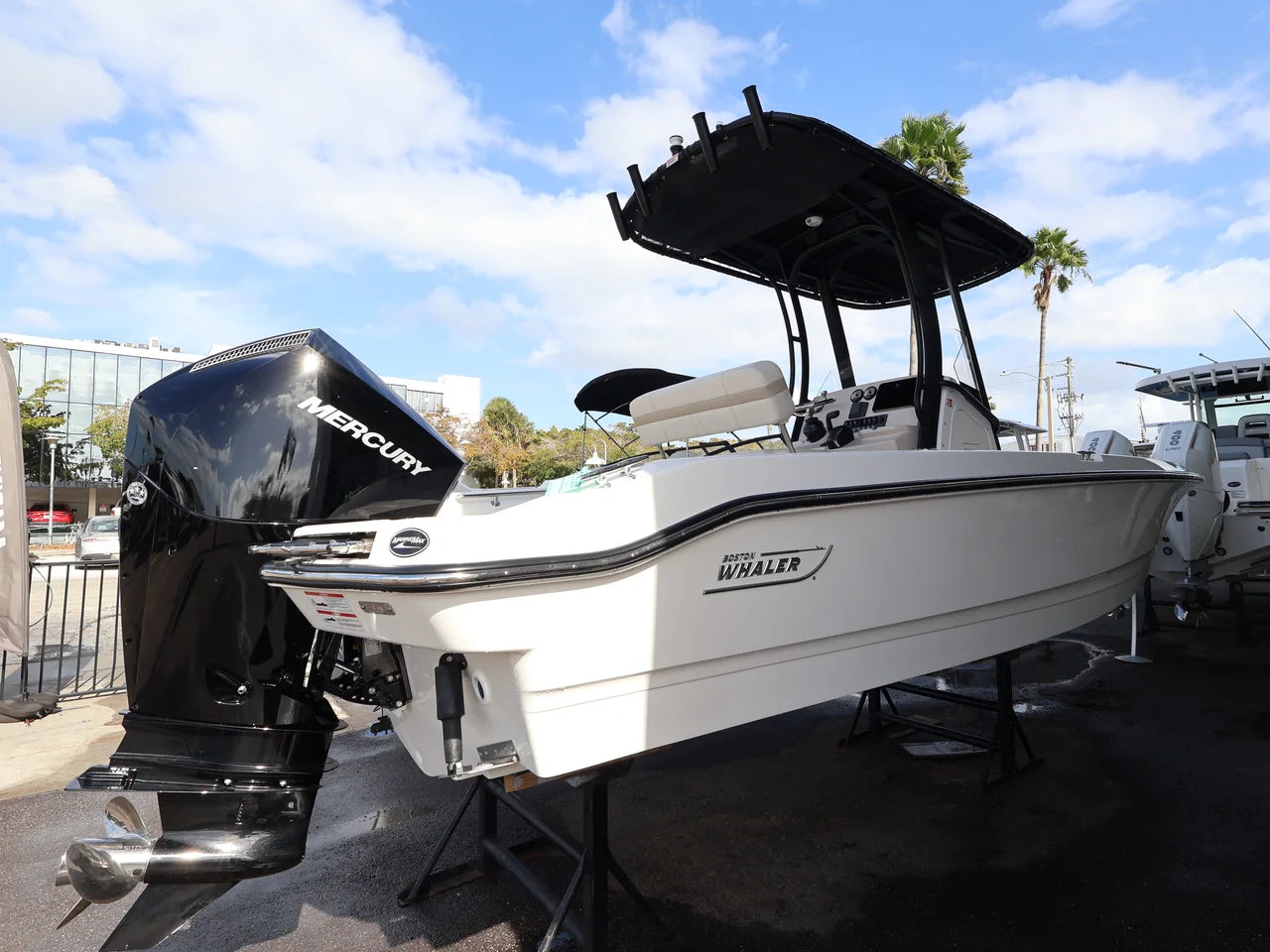 2026 Boston Whaler 220 Dauntless 22.0 feet, Naples, Florida #3