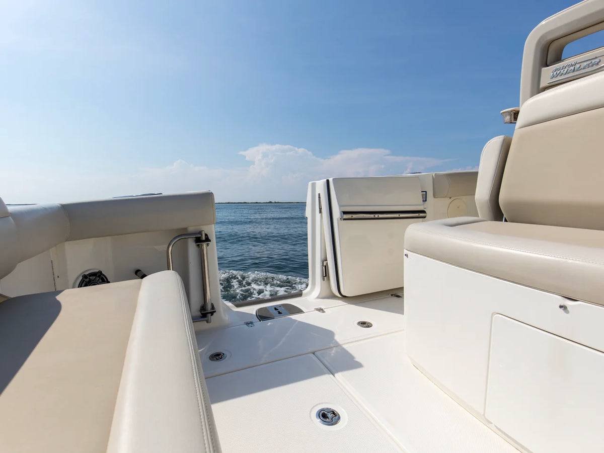 2023 Boston Whaler 330R 33.0 feet, Pensacola, Florida #30