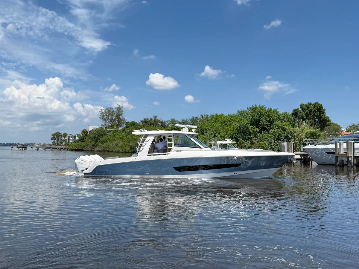 2026 Boston Whaler 420 Outrage 42.0 feet, Stuart, Florida #3