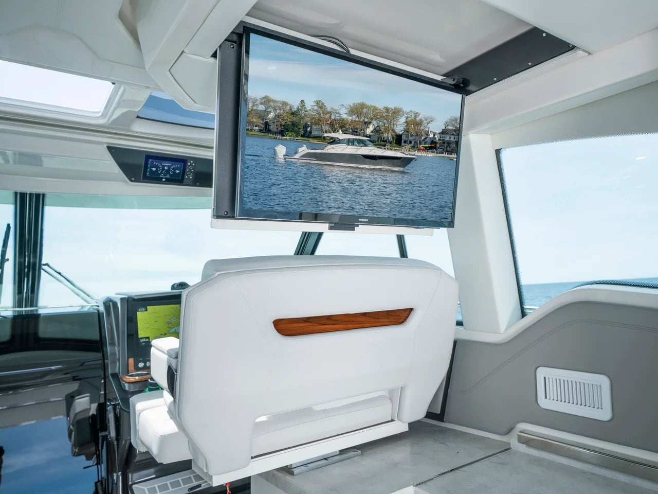 2026 Tiara Yachts 43 LE 43.0 feet, Inuvik, Northwest Territories #11