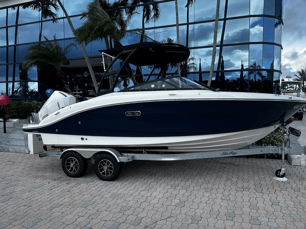 2026 Sea Ray SPX 210 Outboard 21.0 feet, Pompano Beach, Florida #2