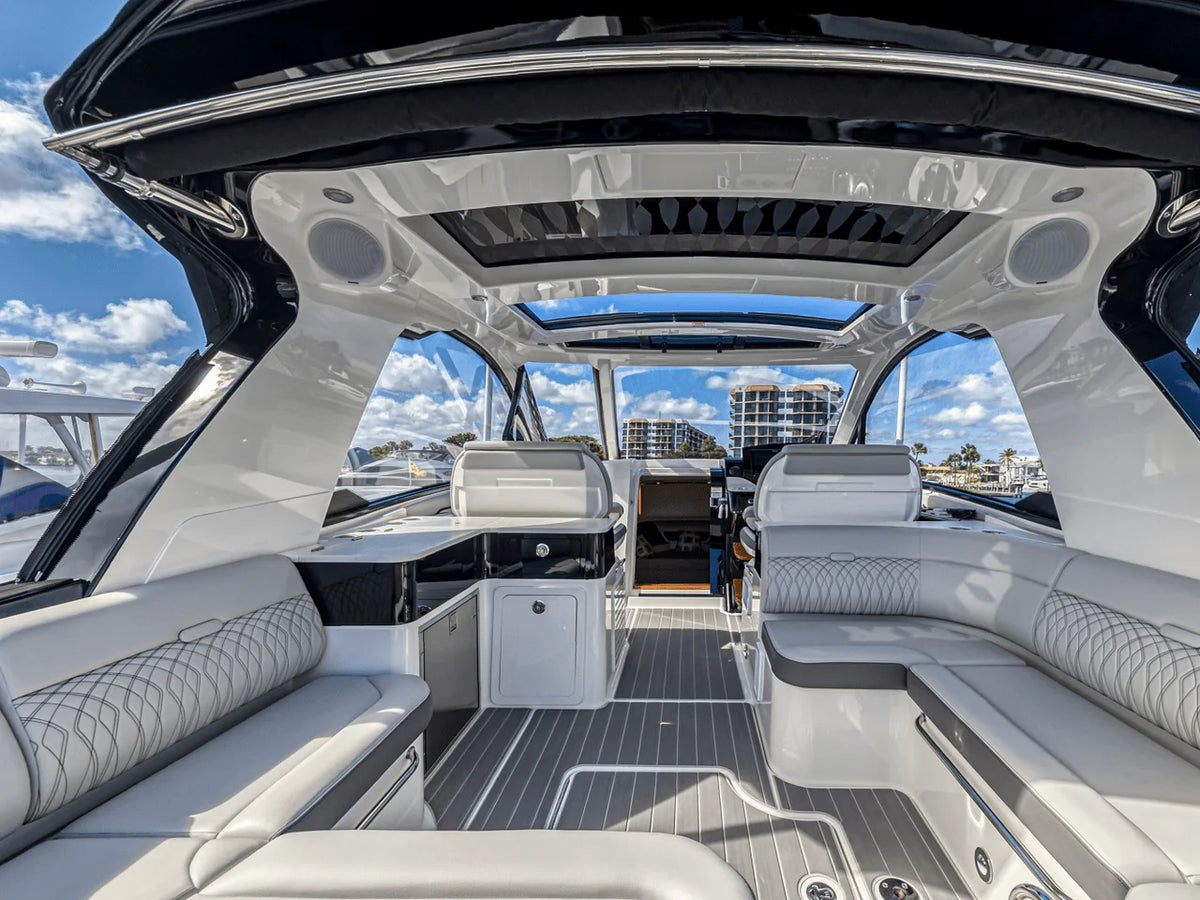 2022 Sea Ray 370 SUNDANCER OUTBOARD 37.0 feet, Highland Beach, FL, FL #5