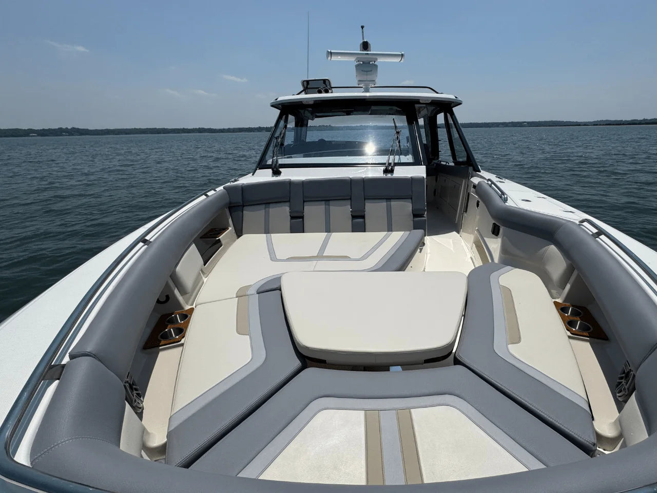 2025 Boston Whaler 380 Realm 38.0 feet, Huntington, NY #91