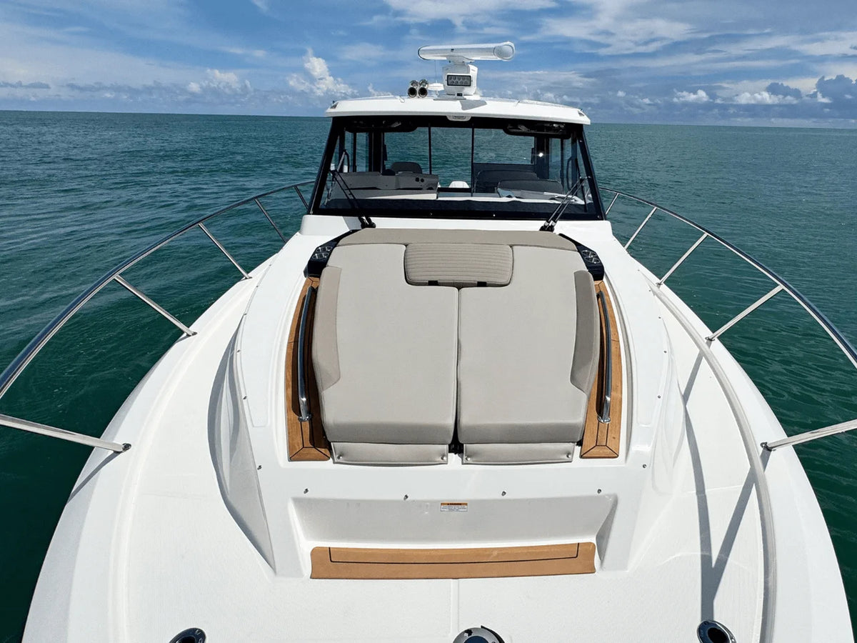 2026 Boston Whaler 365 Conquest 36.0 feet, Jupiter, Florida #36