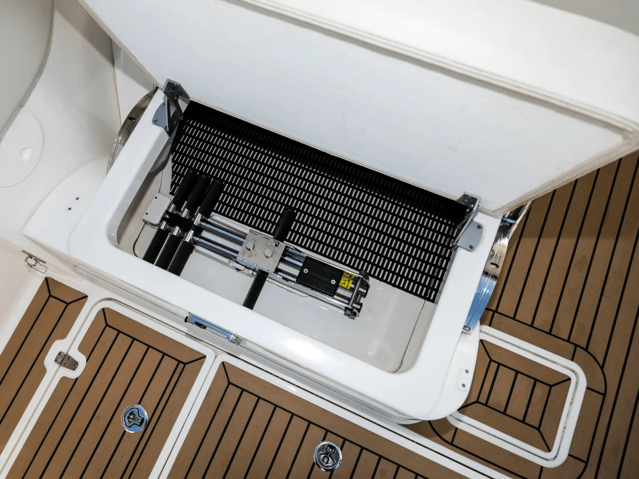 2024 Boston Whaler 320 Vantage 32.0 feet, St Petersburg, FL #64