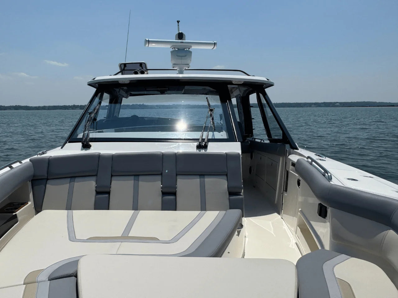 2025 Boston Whaler 380 Realm 38.0 feet, Huntington, NY #92