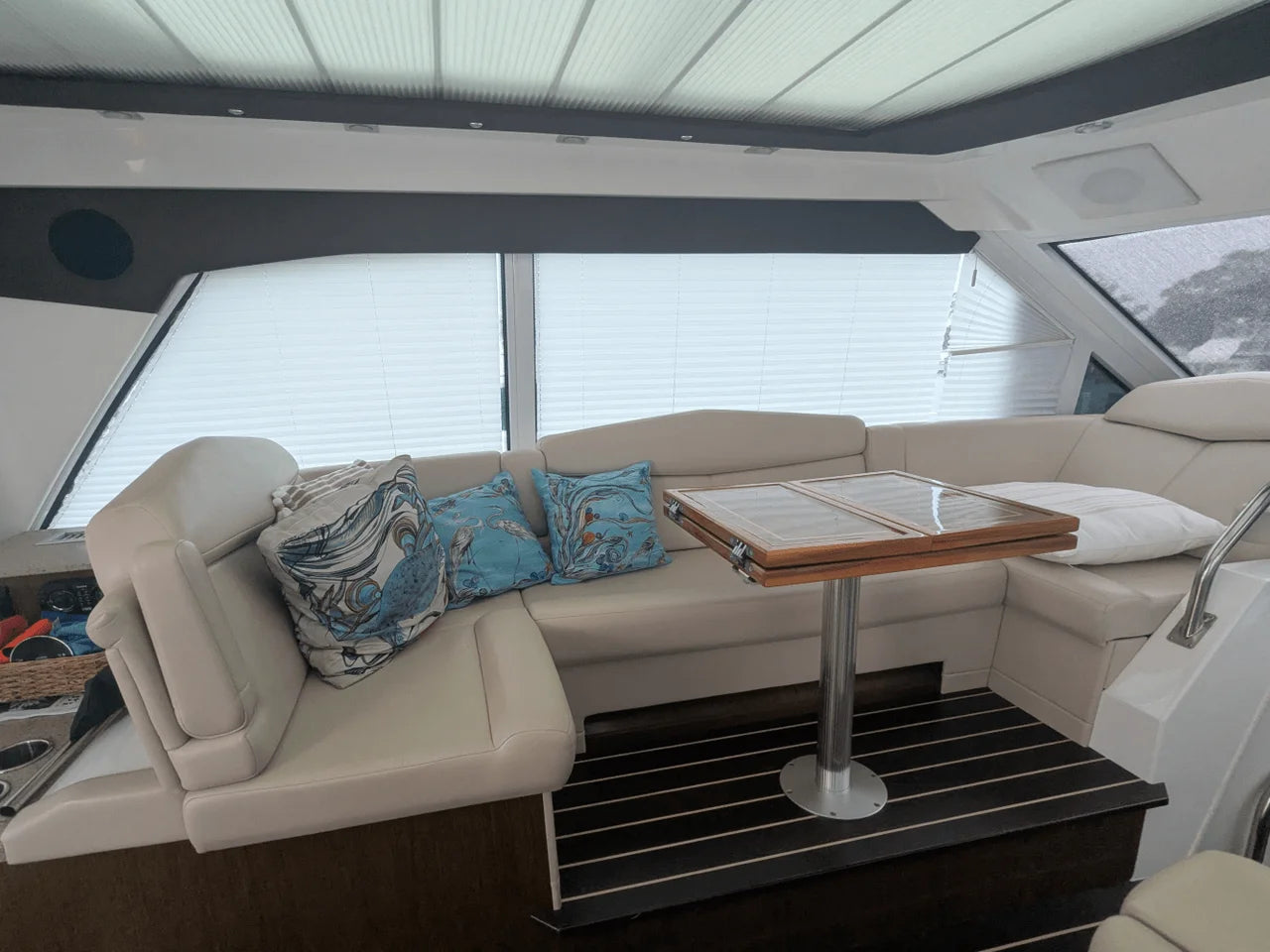 2013 Cruisers Yachts 48 CANTIUS 48.0 feet, Baltimore, MD #44