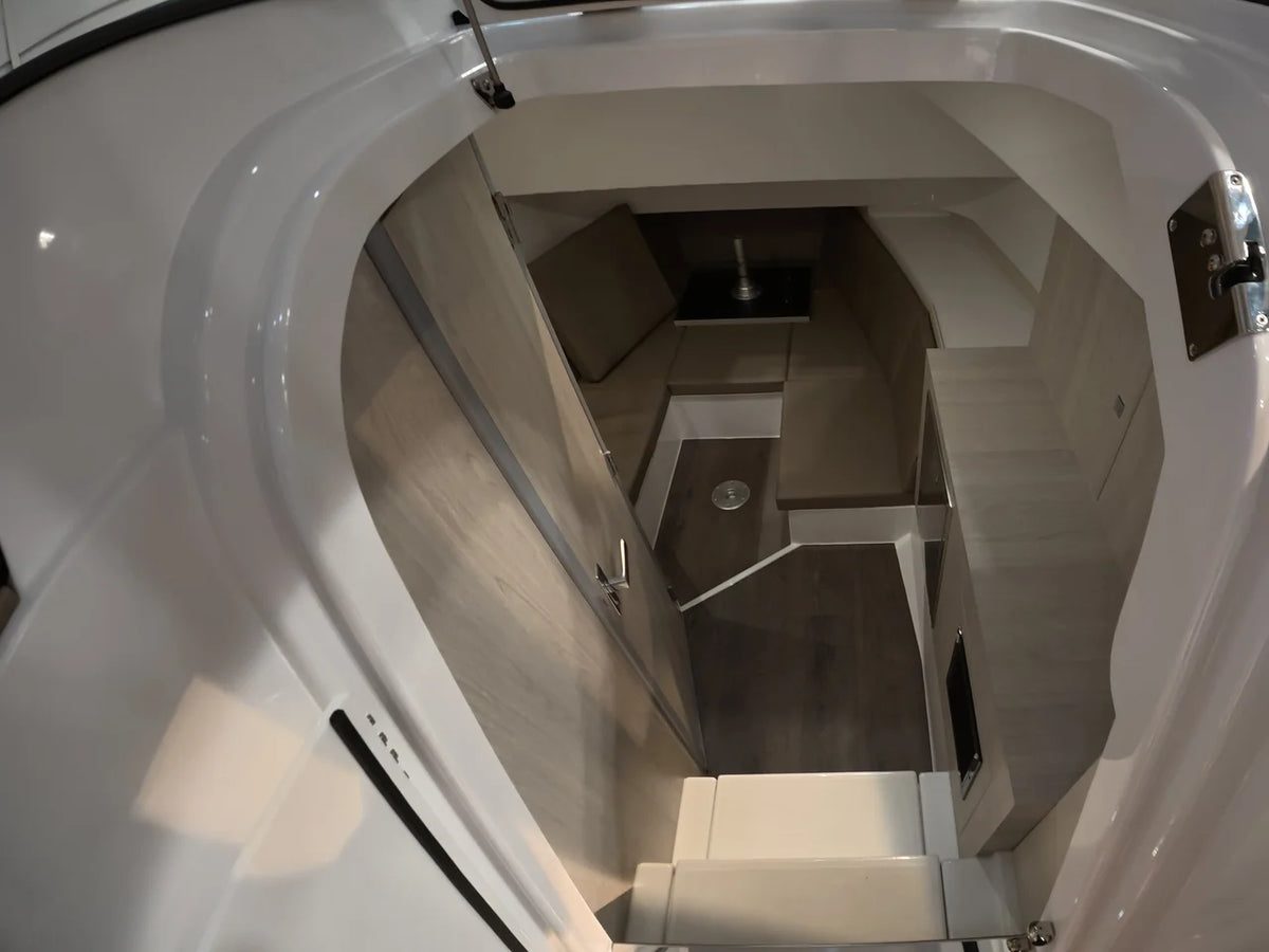 2026 Cruisers Yachts 38 VTR EC 38.0 feet, Somers Point, New Jersey #30