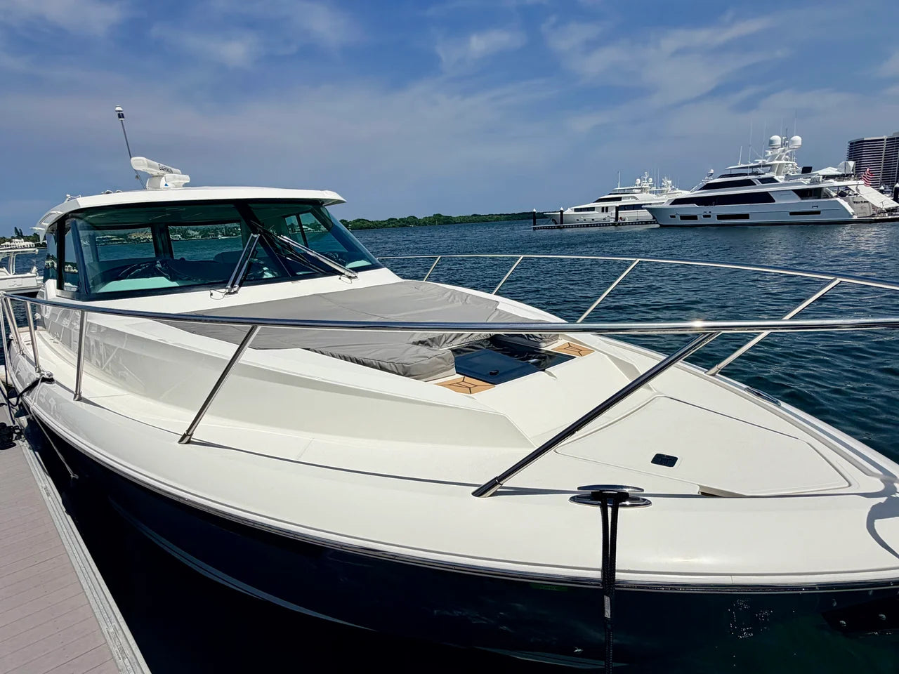 2022 Tiara Yachts 43 LE 43.0 feet, Jupiter, Florida #52
