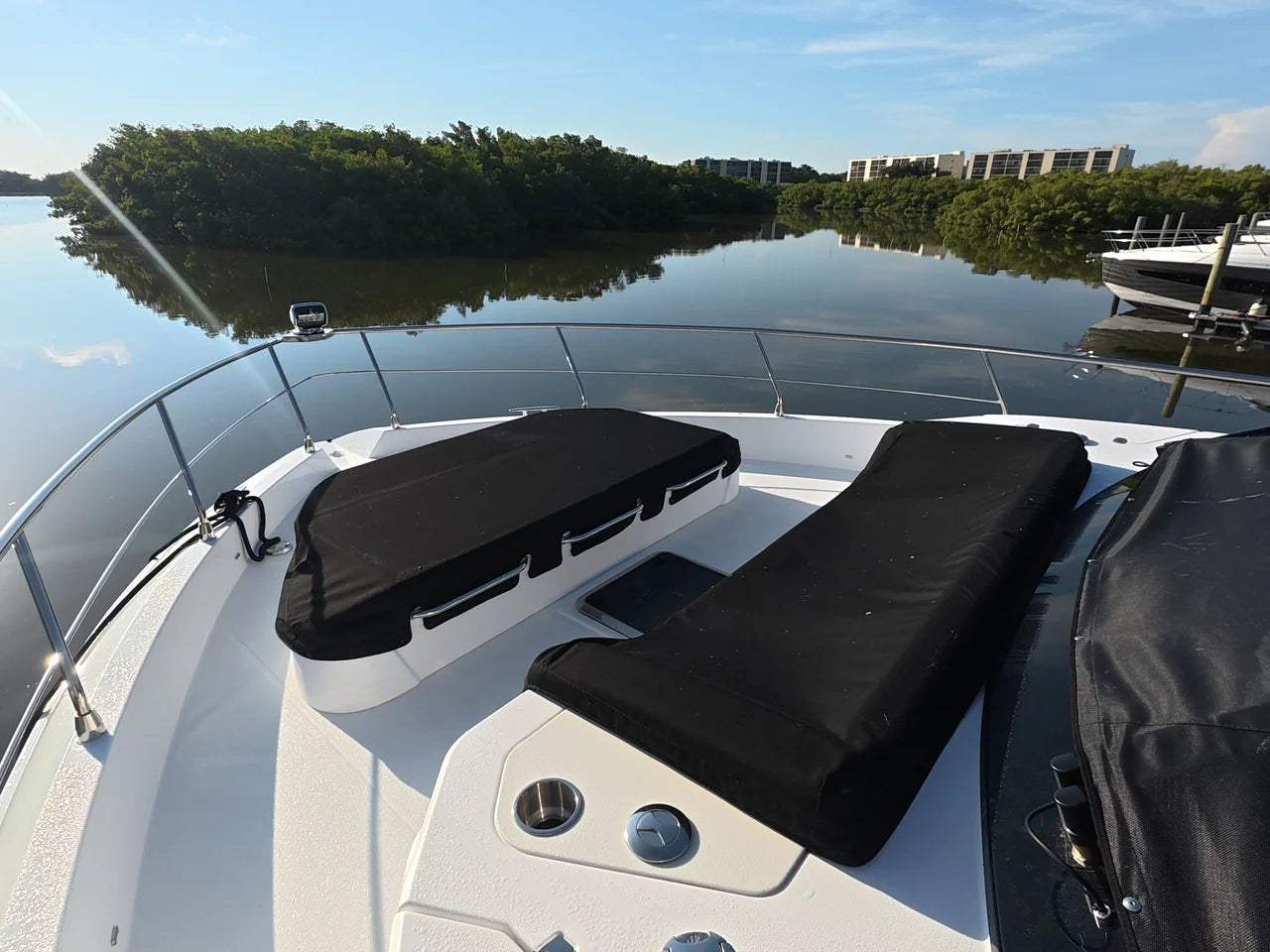 2026 Cruisers Yachts 50 FLY 50.0 feet, Clearwater, Florida #40