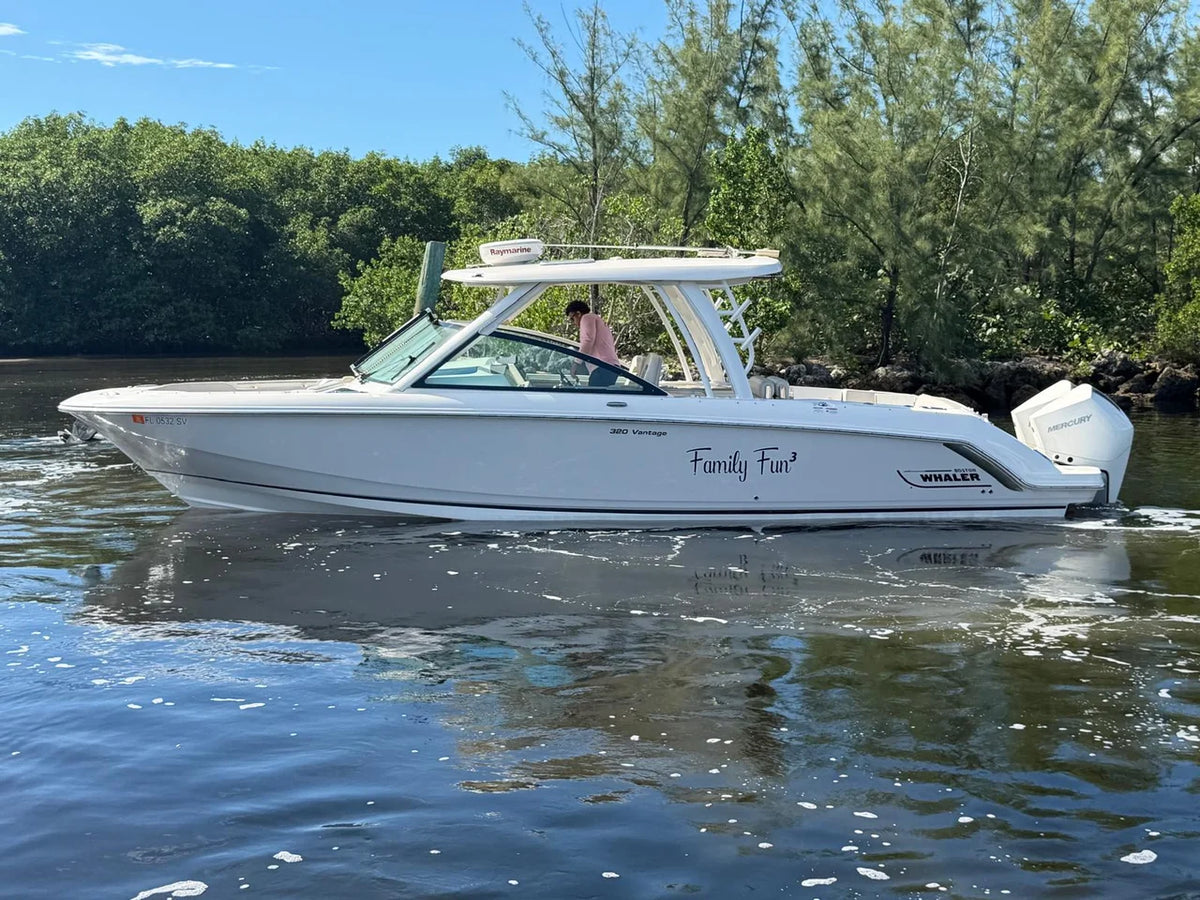 2021 Boston Whaler 320 VANTAGE 33.0 feet, Key Largo, FL #2