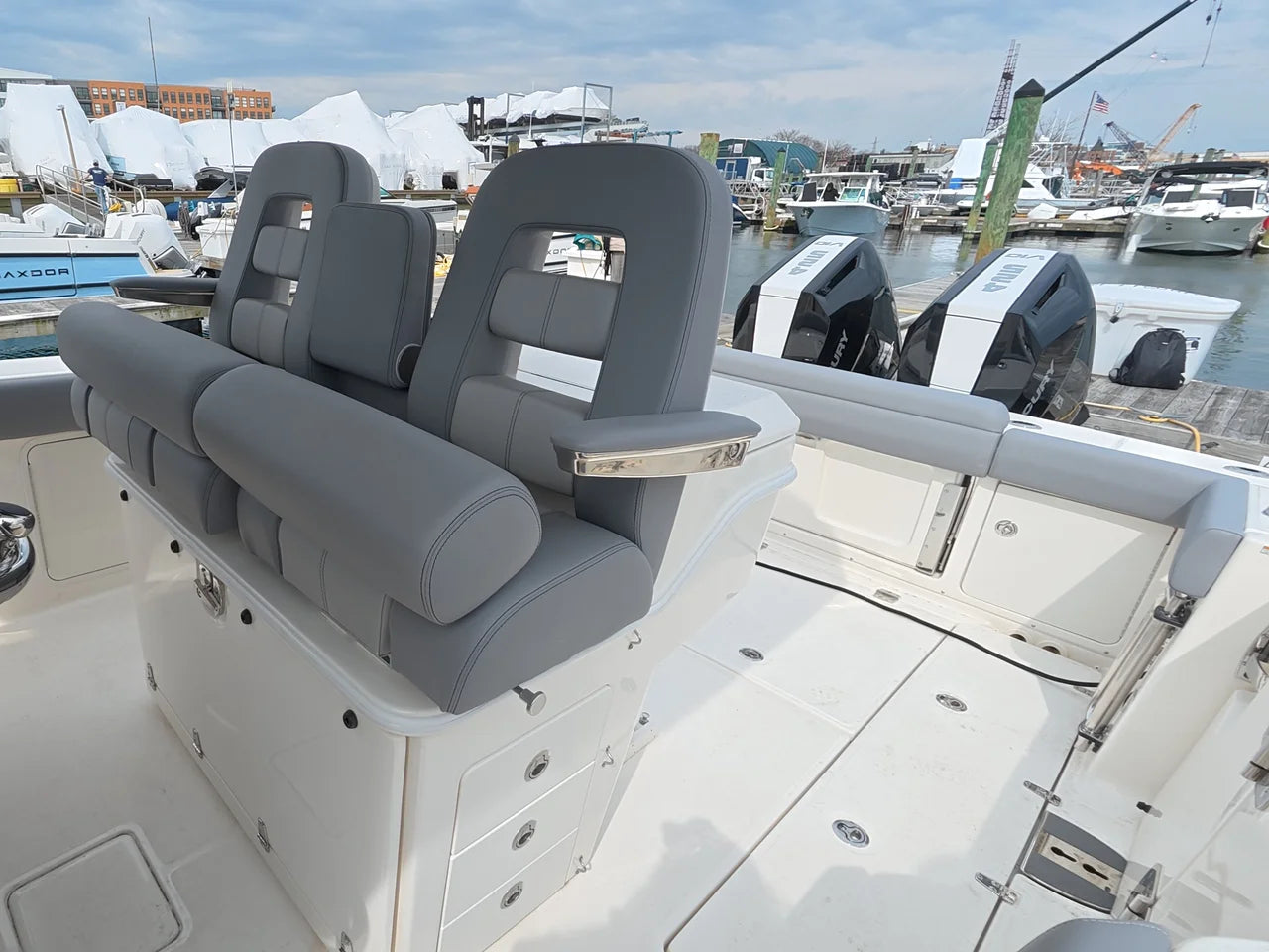 2026 Boston Whaler 330 Outrage 33.0 feet, Norwalk, Connecticut #15