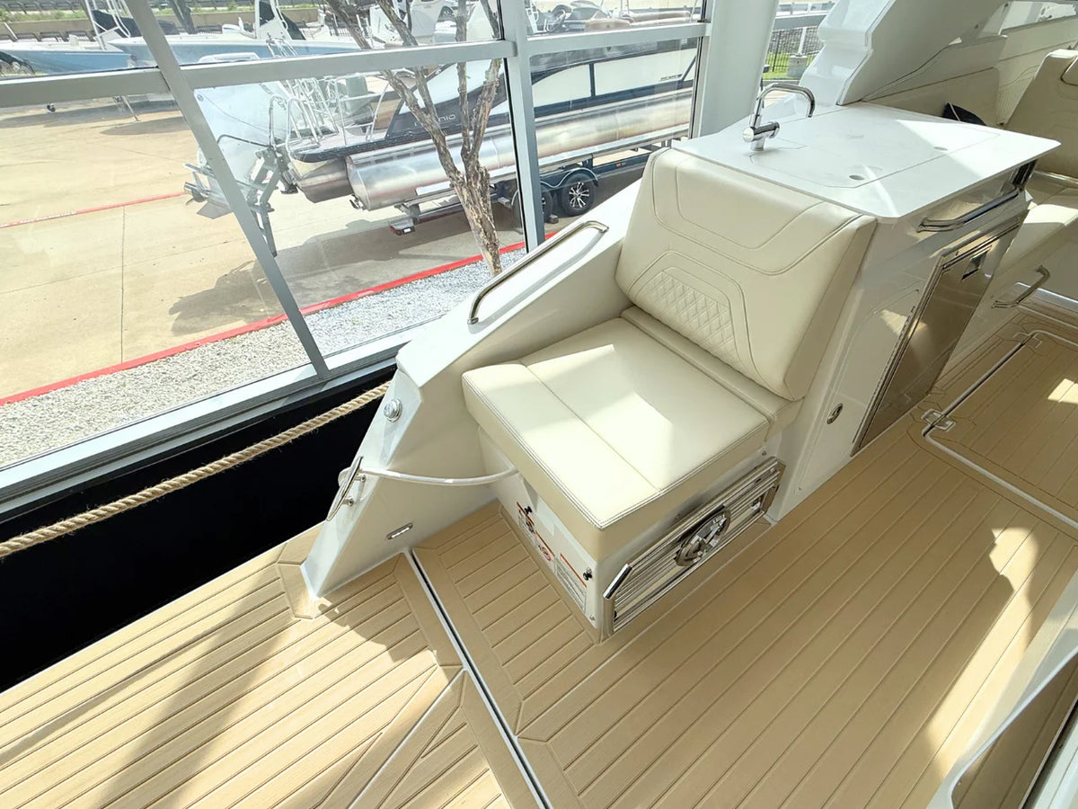 2026 Cruisers Yachts 34 GLS 34.0 feet, Lewisville, TX #13