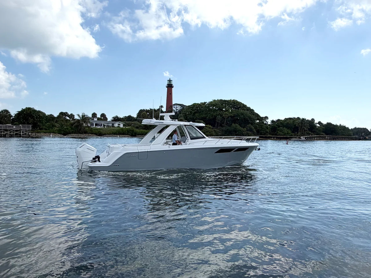 2026 Intrepid 35 VALOR 37.0 feet, Jupiter, Florida #1
