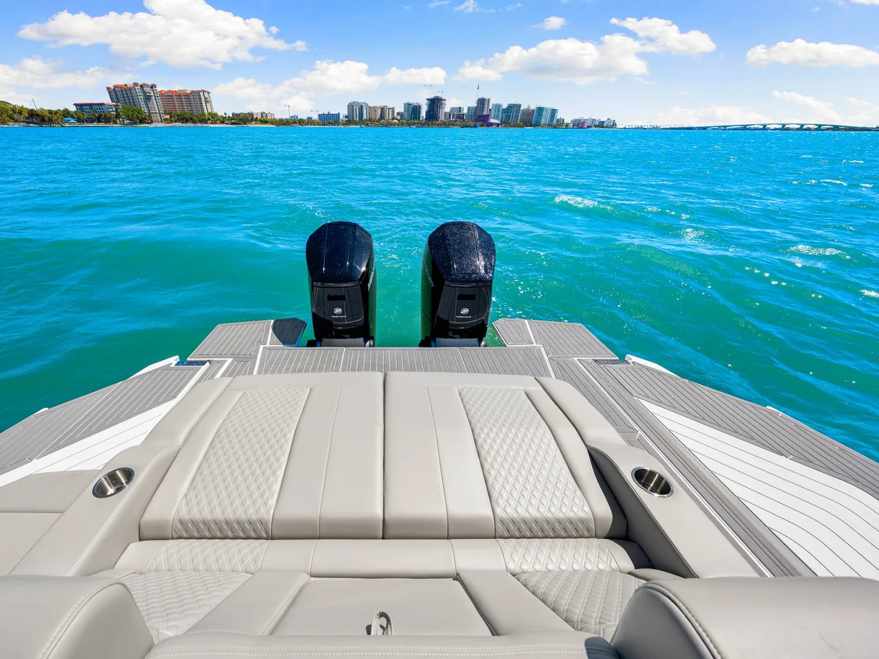 2026 Cruisers Yachts 42 GLS Outboard 42.0 feet, Sarasota, FL #16