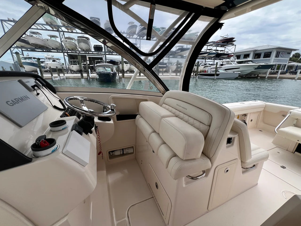 2021 Grady-White 325 FREEDOM 31.0 feet, Sarasota, Florida #37