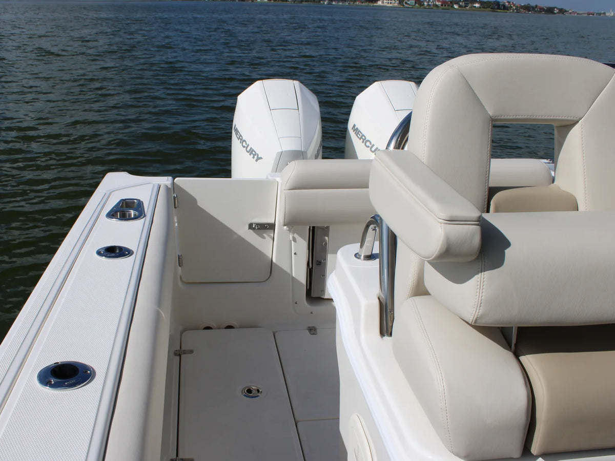 2027 Boston Whaler 250 Outrage 25.0 feet, Seabrook, TX #11