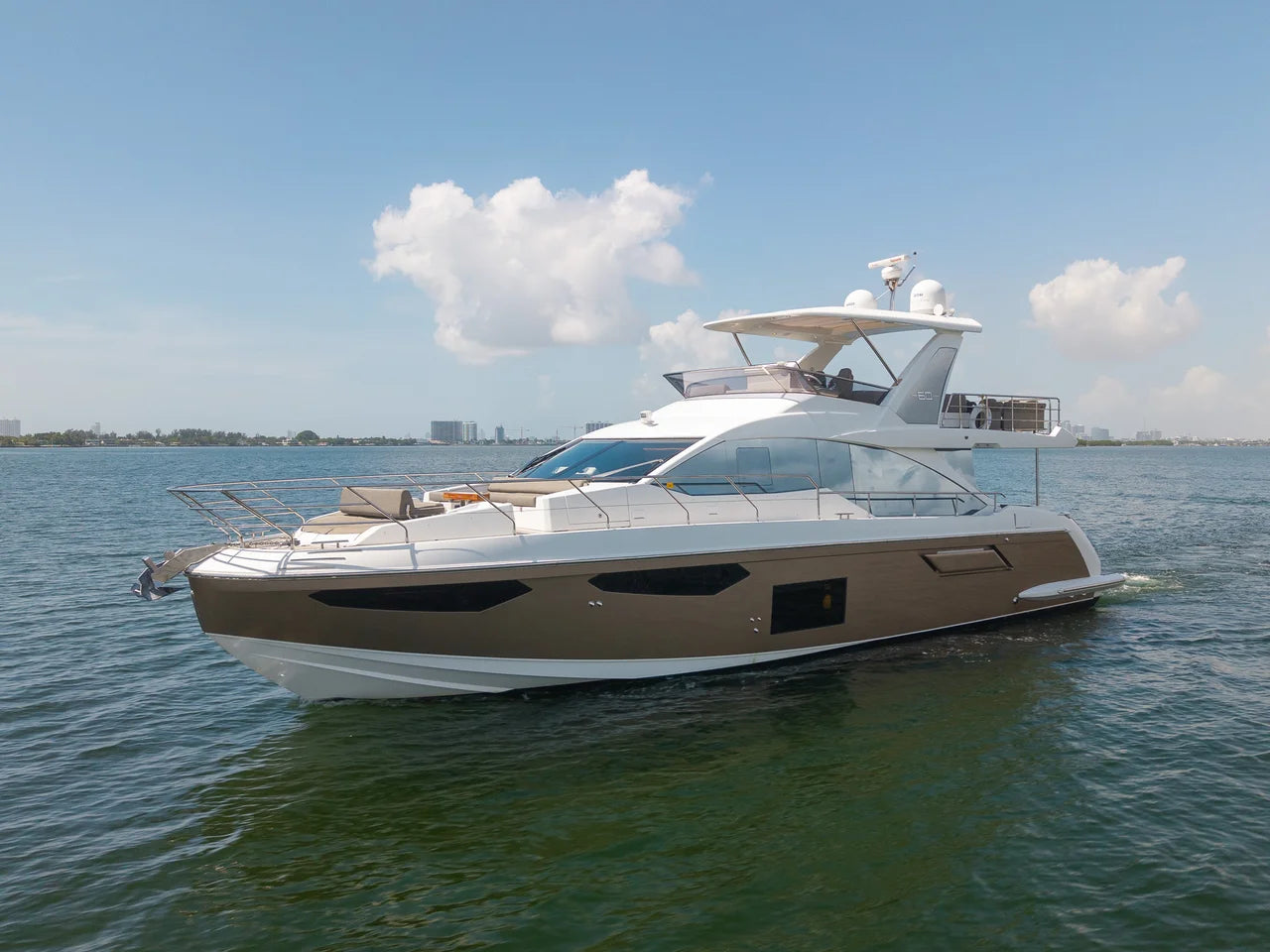 2018 Azimut 60 Flybridge 60.0 feet, Miami, FL #8