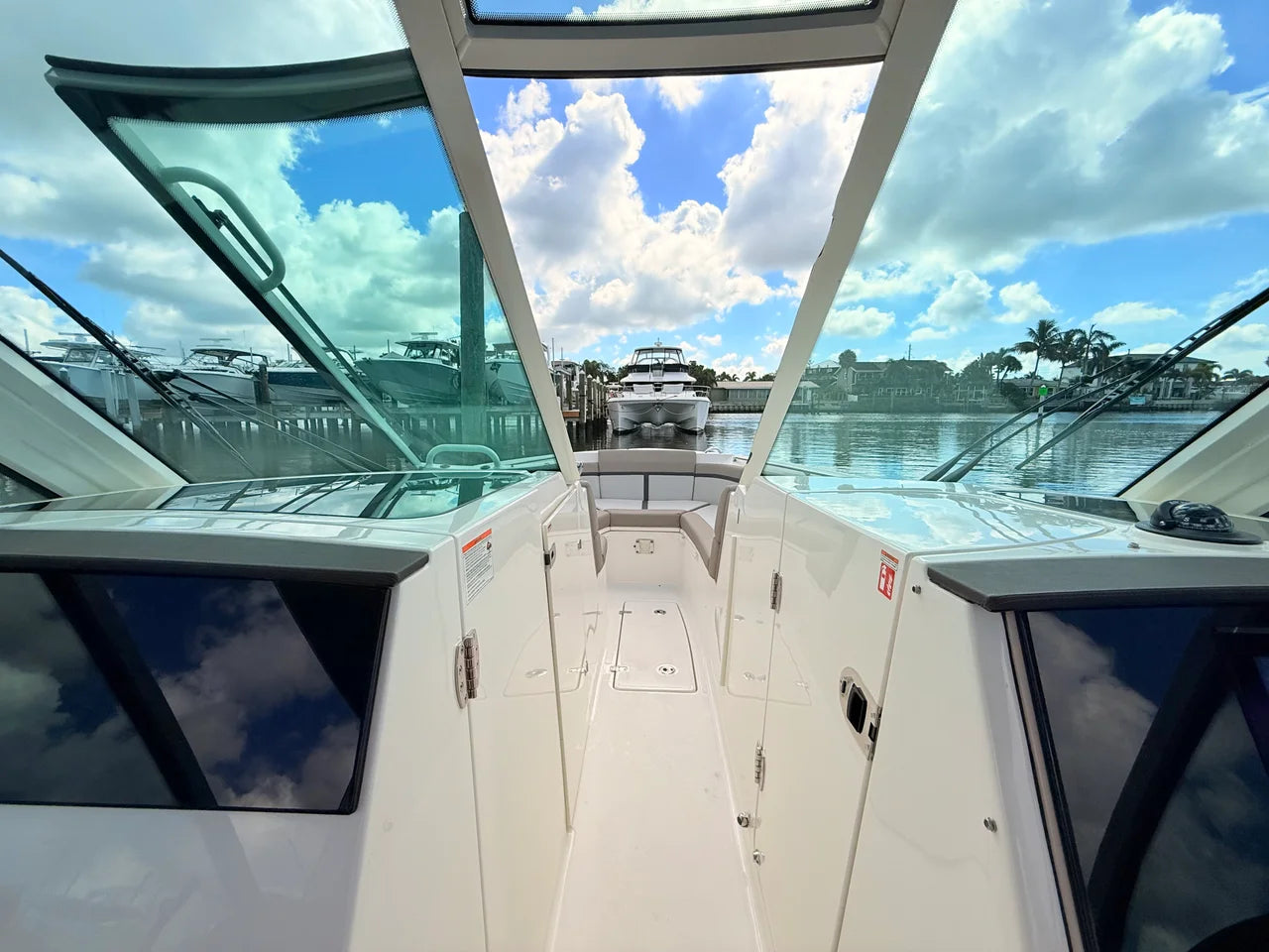 2027 Boston Whaler 330 Vantage 33.0 feet, St Petersburg, FL #68