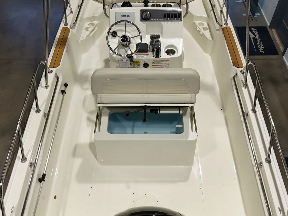 2027 Boston Whaler 170 Montauk 17.0 feet, Cornelius, North Carolina #9