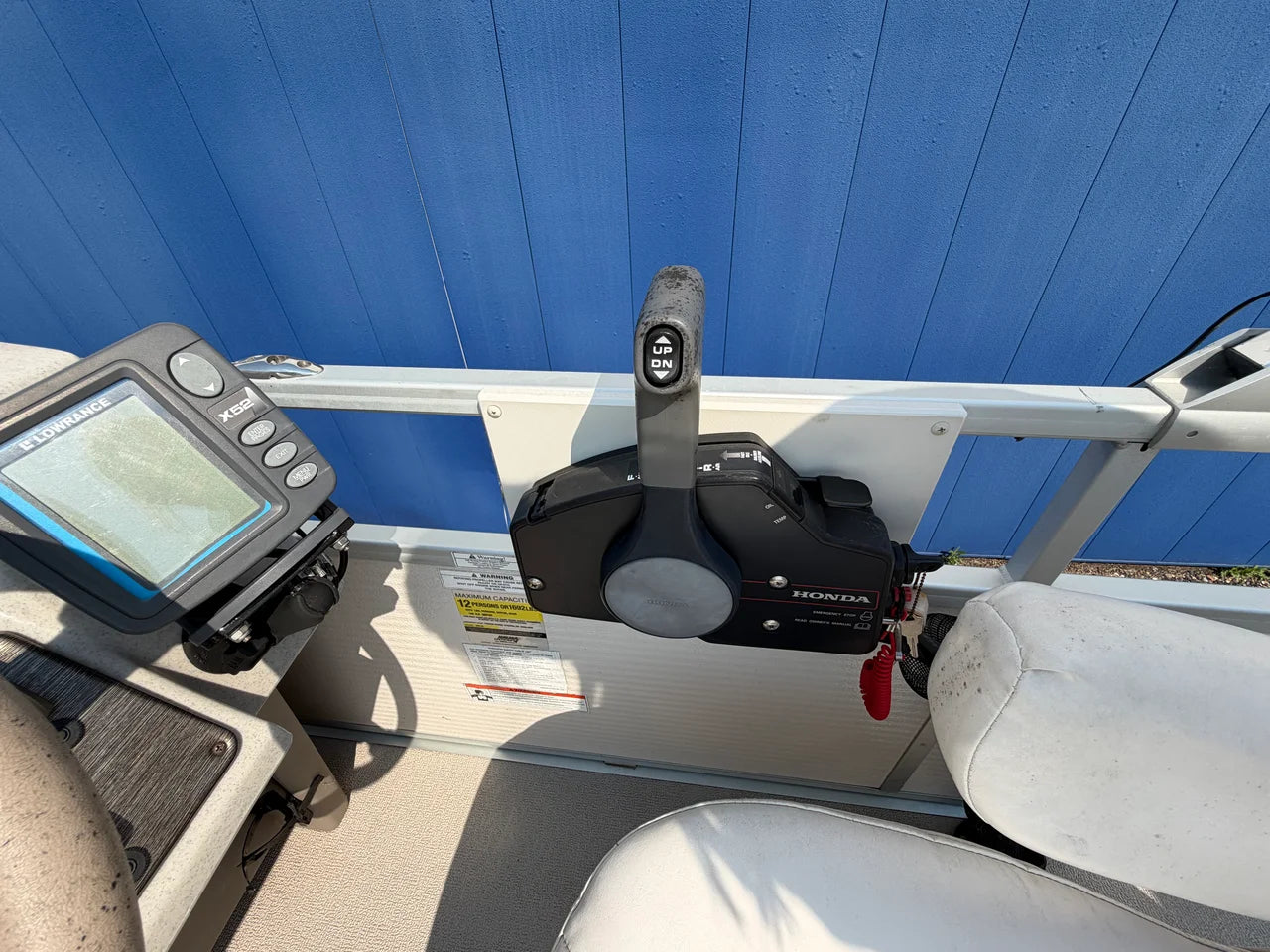 2007 Premier 225 SUNSATION 22.0 feet, Excelsior, Minnesota #22