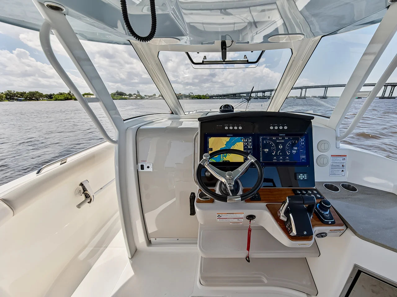 2025 Boston Whaler 350 REALM 35.0 feet, Stuart, Florida #73