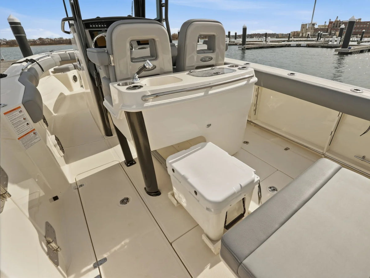 2026 Boston Whaler 280 Outrage 28.0 feet, Quincy, MA #7