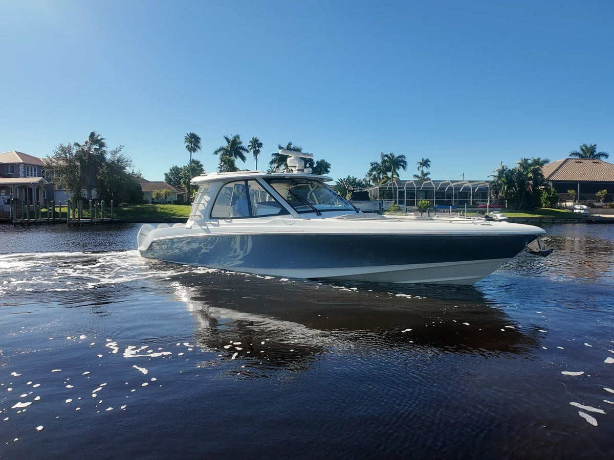 2022 Boston Whaler 380 REALM 38.0 feet, Fort Myers, FL #1