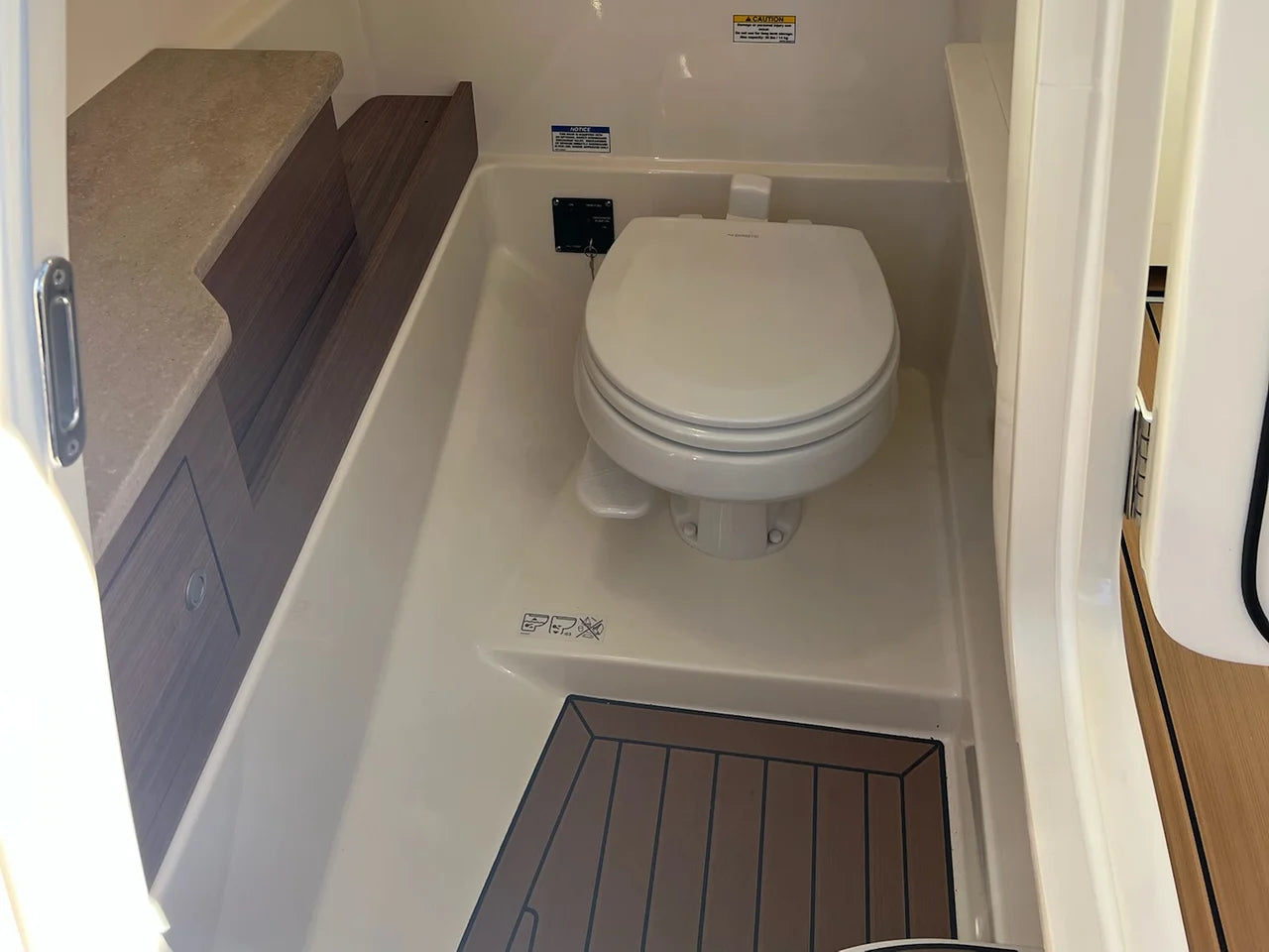 2021 Boston Whaler 280 VANTAGE 28.0 feet, Quincy, MA #12