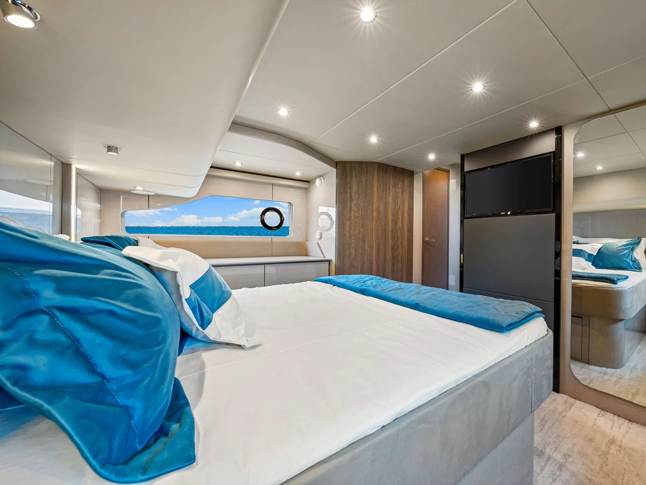 2026 Cruisers Yachts 50 FLY 50.0 feet, Clearwater, Florida #62