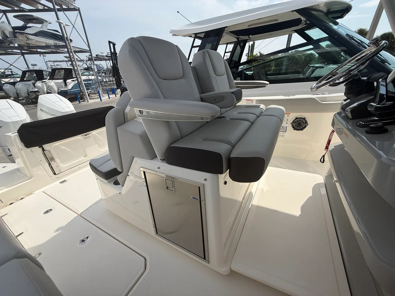 2026 Boston Whaler 330 Outrage 33.0 feet, Sarasota, FL #30